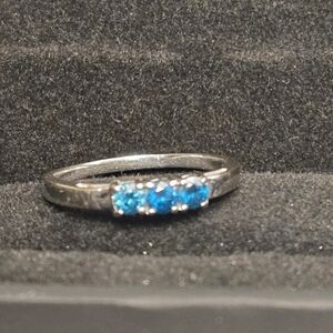 Elegant Blue/10k Diamond Ring